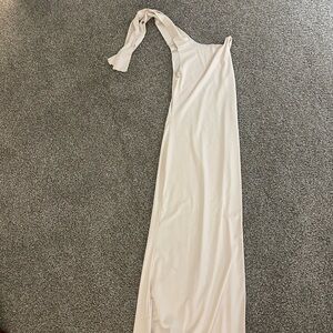 Elegant Cream Maxi Dress